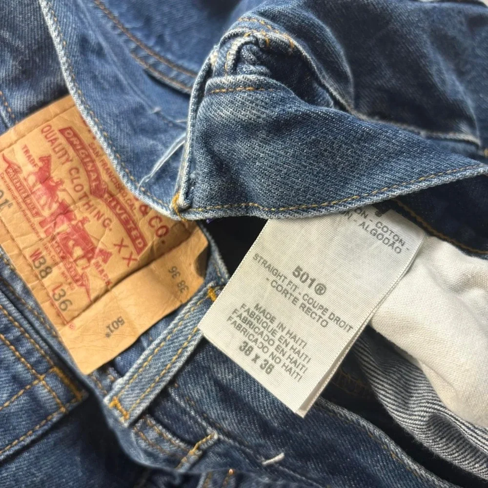 Levi's 501XX Jeans Mens 36x33 Dark Wash Vintage 90s Button Fly